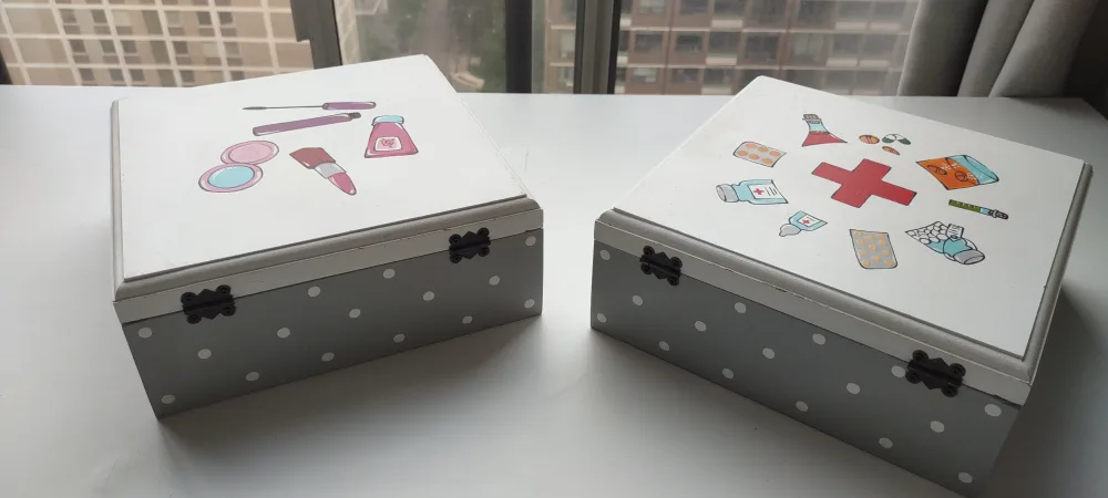 Two Decorative Storage Wooden Boxes image indicator(6)