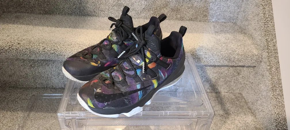 Lebron 13 Low Birds Of Paradise image indicator(2)