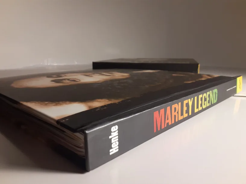 Bob Marley Book image indicator(6)