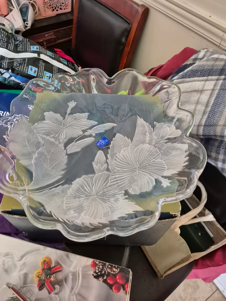Mikasa Crystal Serving Dish