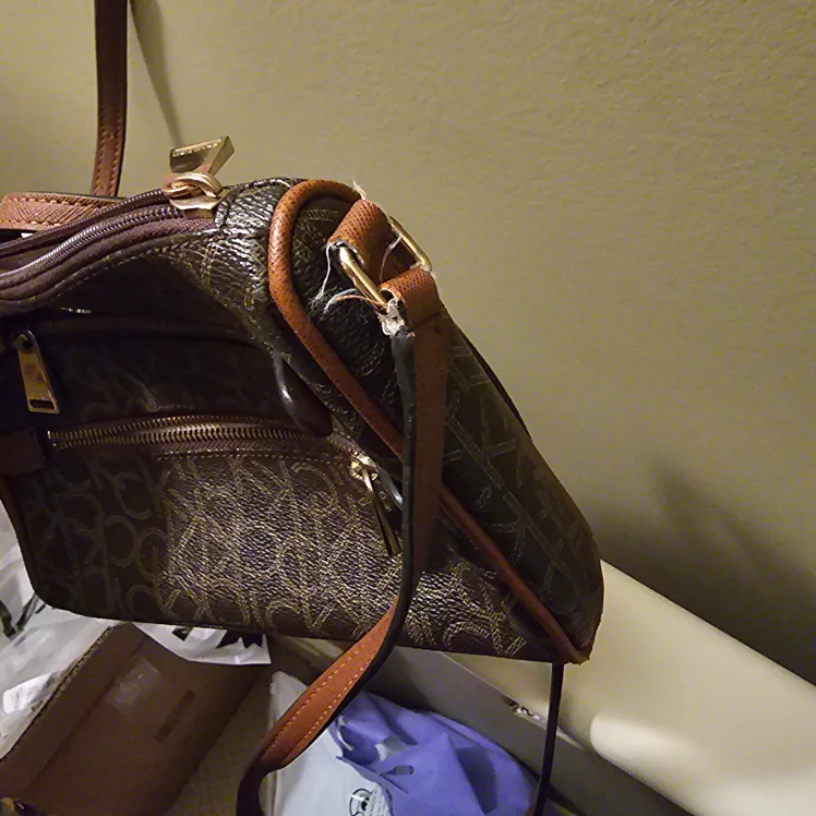 Calvin Klein Brown Crossbody Bag image indicator(3)