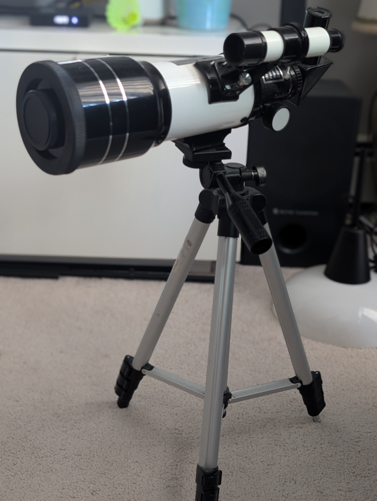 Telescope with Tripod