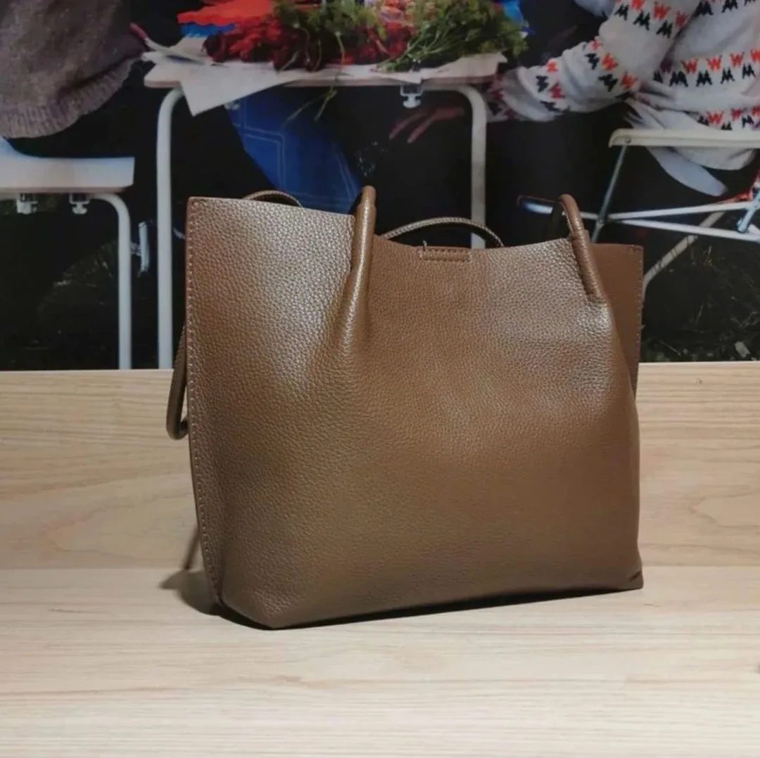 Brand New Leather Tote Bag with Pouch thumbnail
