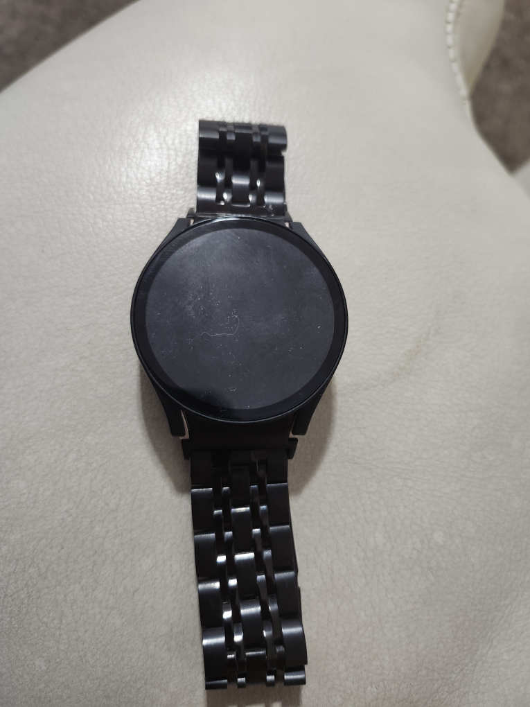 Galaxy Watch 4 Smartwatch with Black Strap