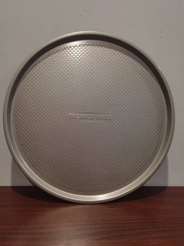 The Rock Wave Pizza Pan thumbnail