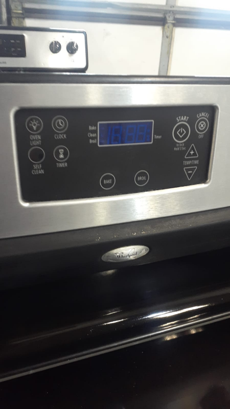 Whirlpool Electric Range - Stainless Steel - photo 5
