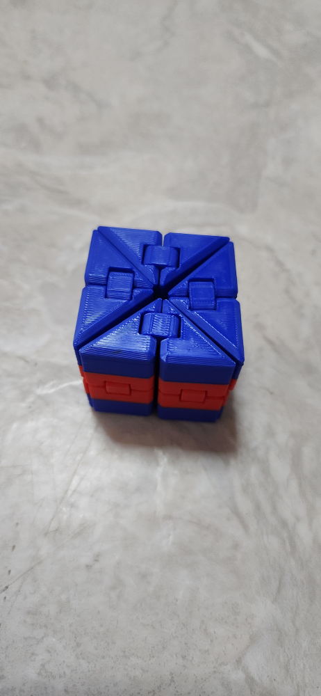 Red and Blue Infinity Cube Fidget Toy - photo 3