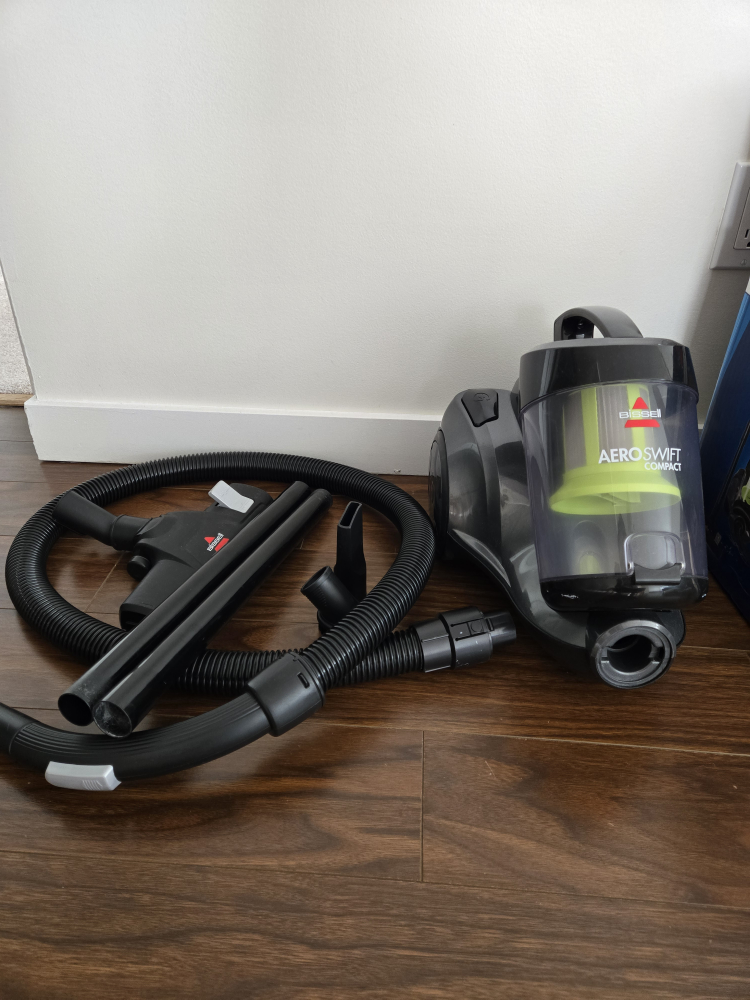 Bissell AeroSwift Compact Bagless Canister Vacuum