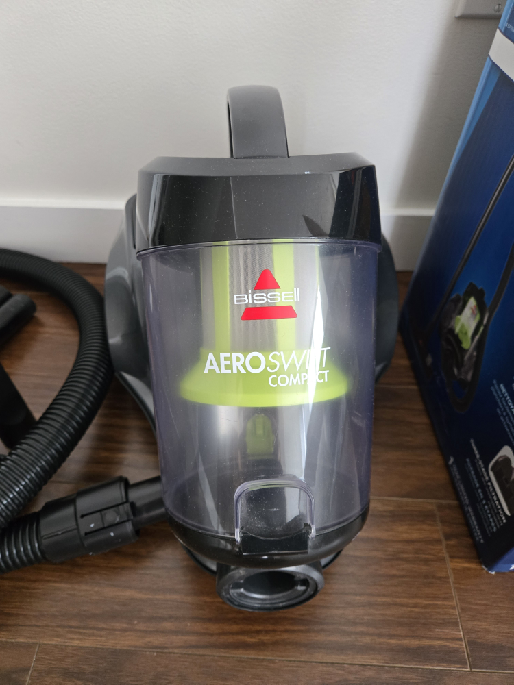 Bissell AeroSwift Compact Bagless Canister Vacuum - photo 4