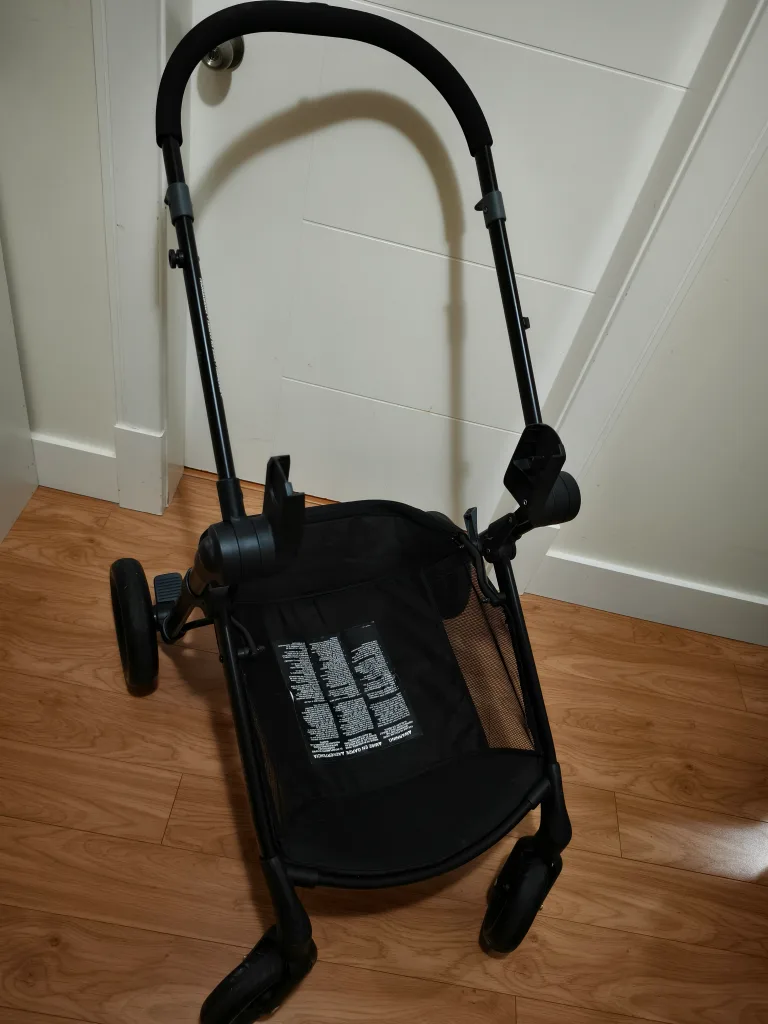 Evenflo Pivot Travel System image indicator(4)