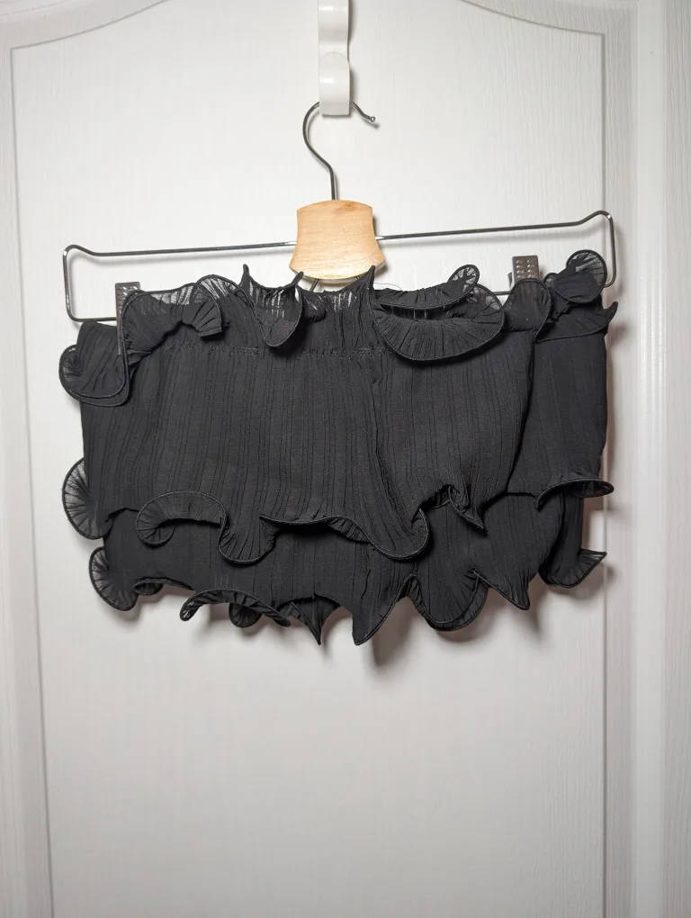 Anthropologie Black Ruffled Skirt - Size M image indicator(2)