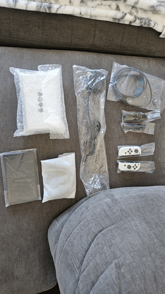 New Nintendo Switch OLED Model - White - photo 3