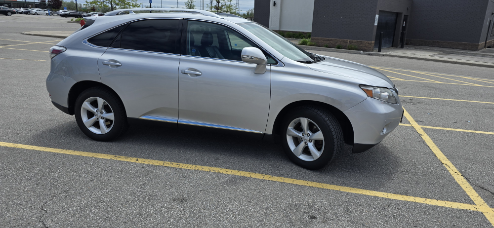 Silver SUV for Sale