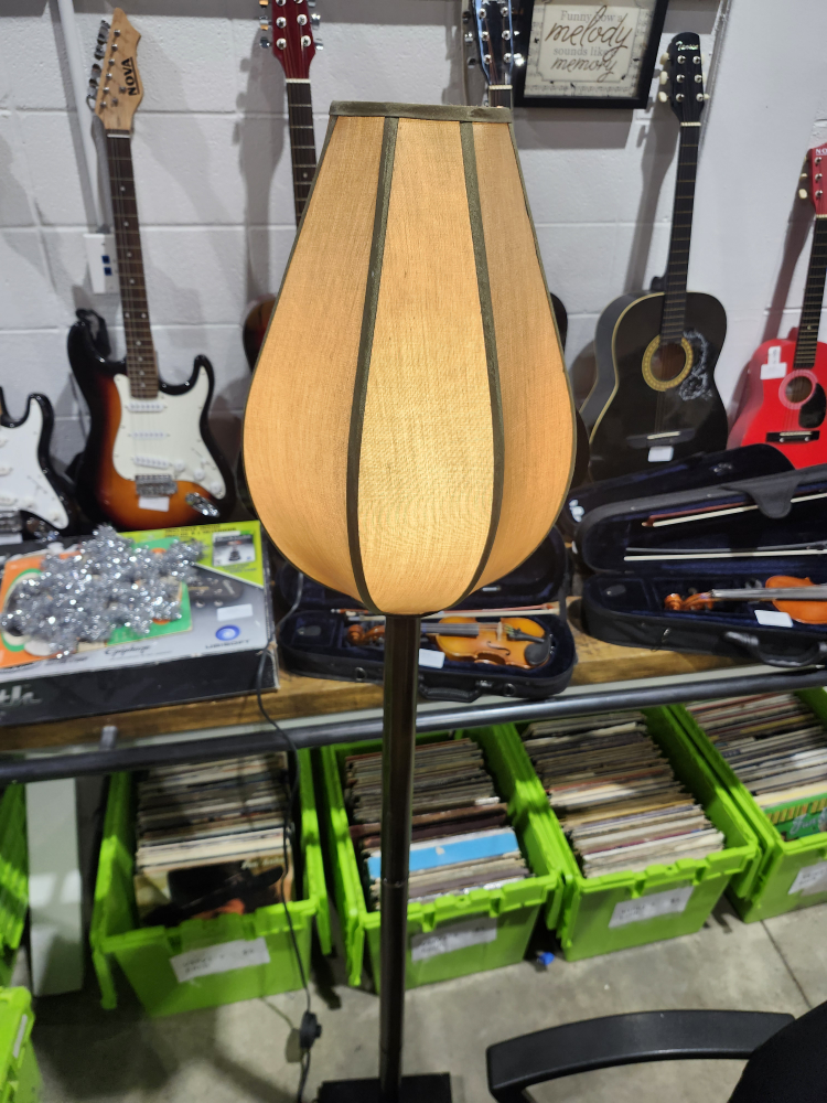 Tall standing lamp - photo 4