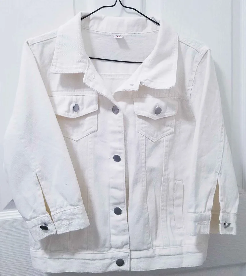 🧥Cream-Coloured Women’s  3 1/4 Denim Jacket🧥 thumbnail