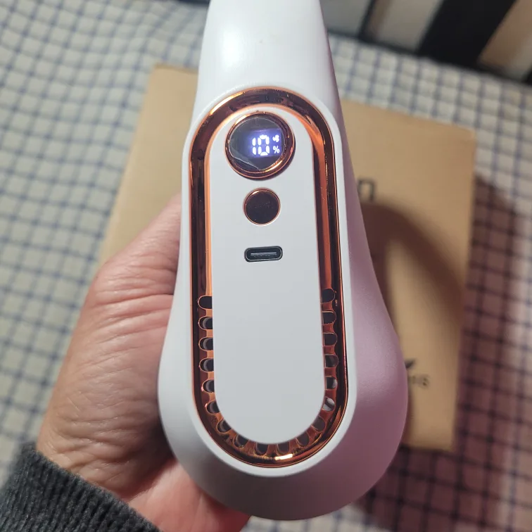 Neck Fan in Box (Pickup near Keele Station) image indicator(4)