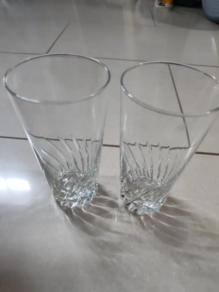 20 Drinking Glasses thumbnail