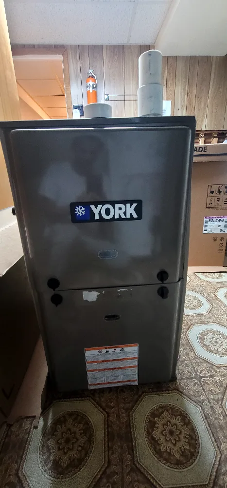 Unbeatable Deal: Gently Used York 80,000 BTU Furnace image indicator(2)
