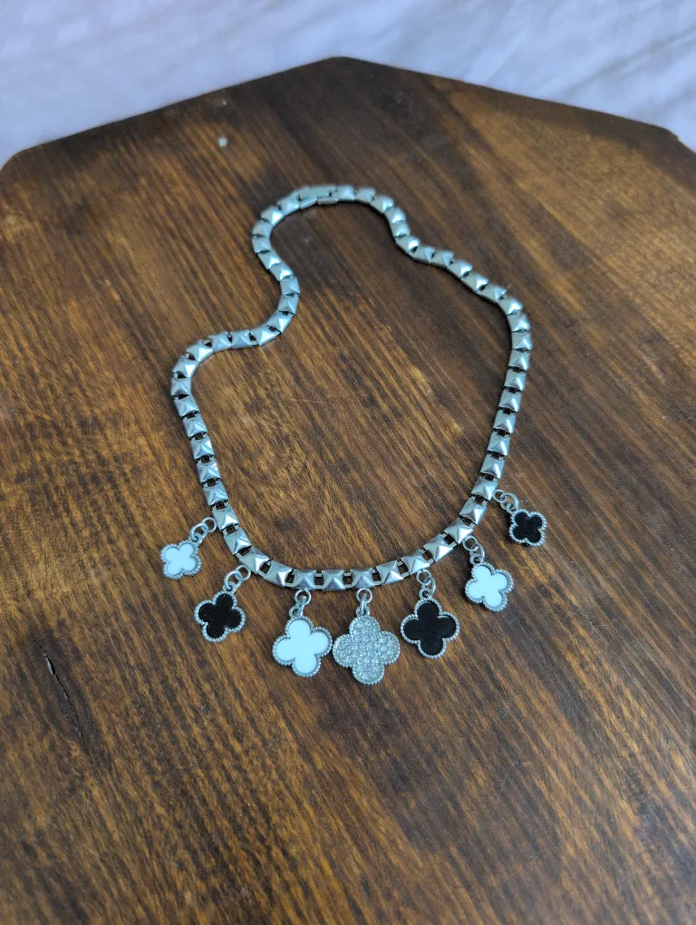 🥕 Statement Necklace 💚 image indicator(6)