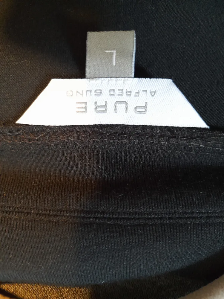 Pure Alfred Sung Vintage Black Wrap Dress image indicator(2)