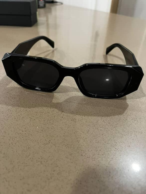 Prada Sunglasses with box, case, cloth, reciept - photo 3