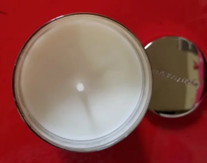 💚 Sweet Kiwi & Starfruit Candle 🥕 image indicator(2)