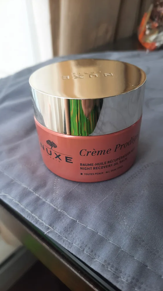 Nuxe Crème Prodigieuse Night Recovery Oil Balm thumbnail