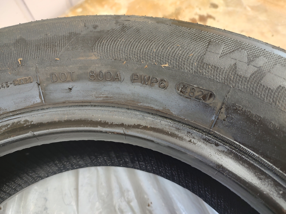 Used 195/65r15 tires - photo 4