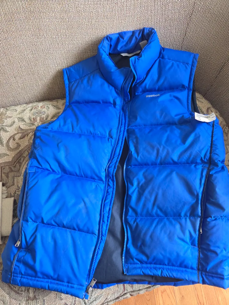 Reebok Blue Vest image indicator(3)