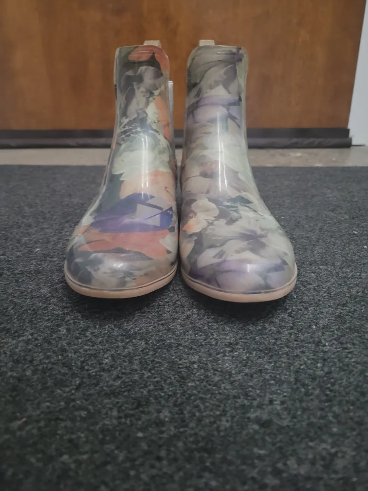 Floral Rain Boots image indicator(4)