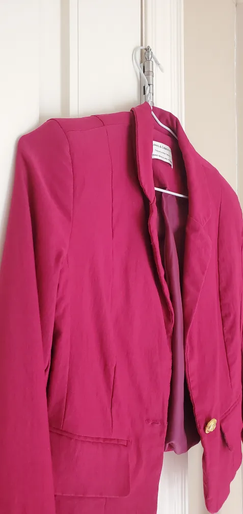Love & Liberty Cropped Blazer image indicator(3)