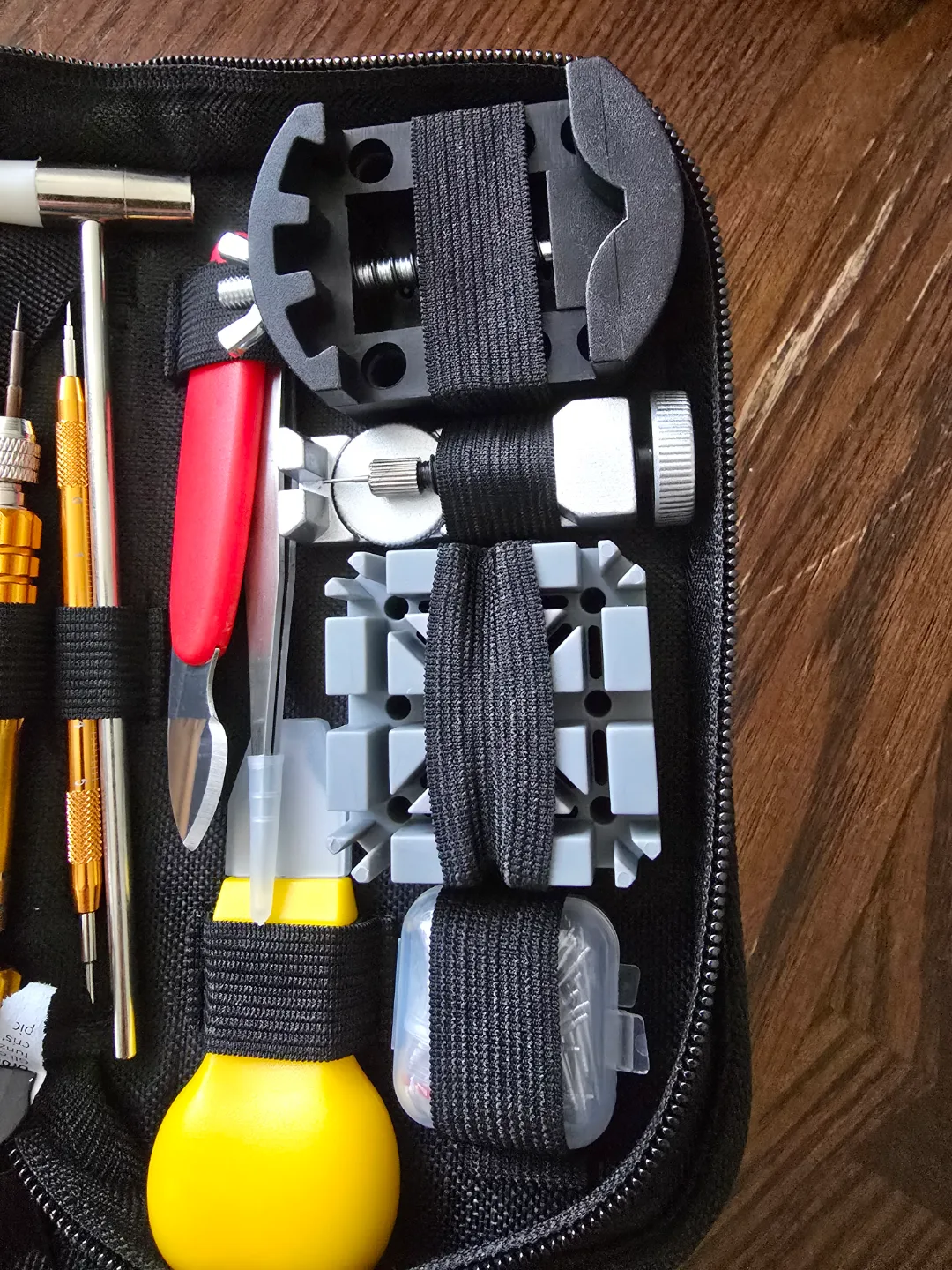 Ohuhu Watch Repair Kit image indicator(2)