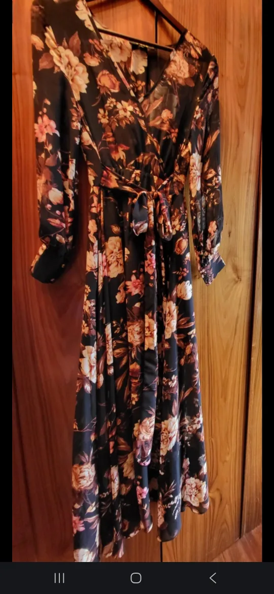 ❣️ Like New Elegant Long Maxi Dress Black Floral Print - Small image indicator(2)