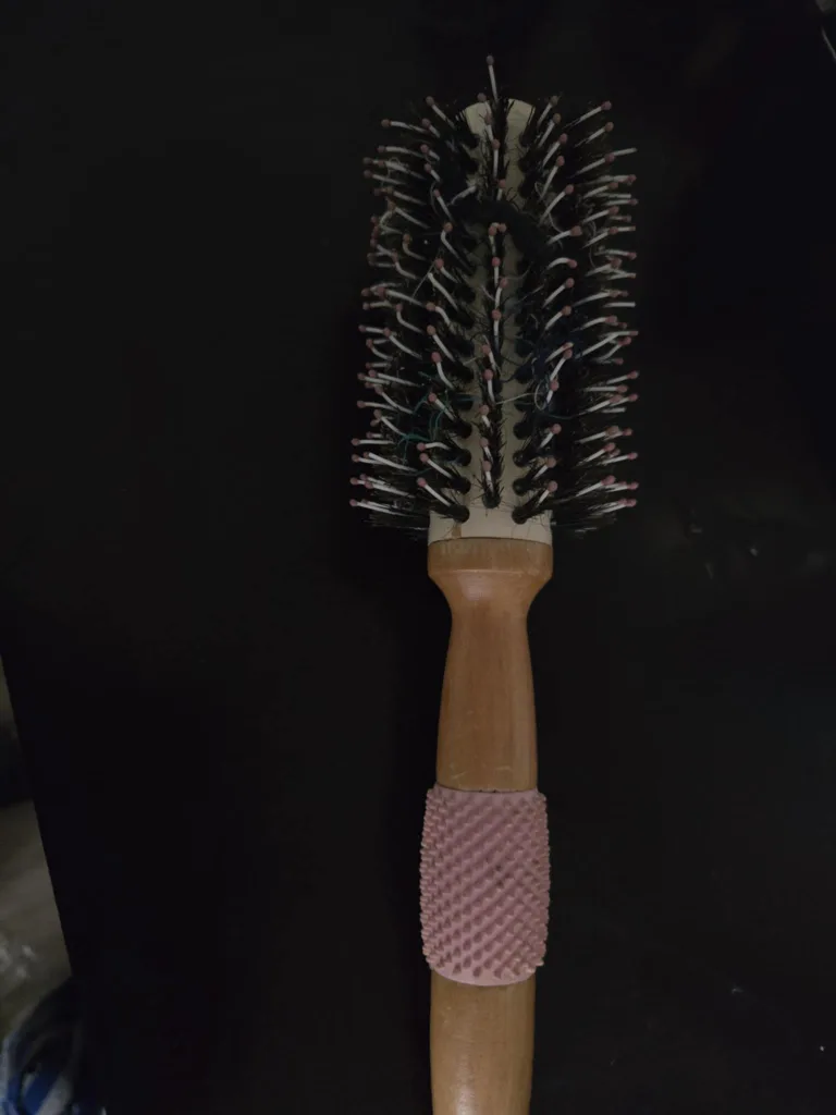 Round Hair Brush #freecycle thumbnail