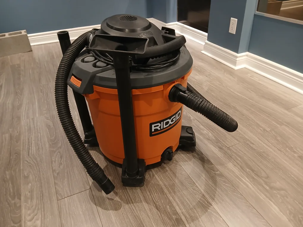 Ridgid Wet/Dry Vacuum thumbnail