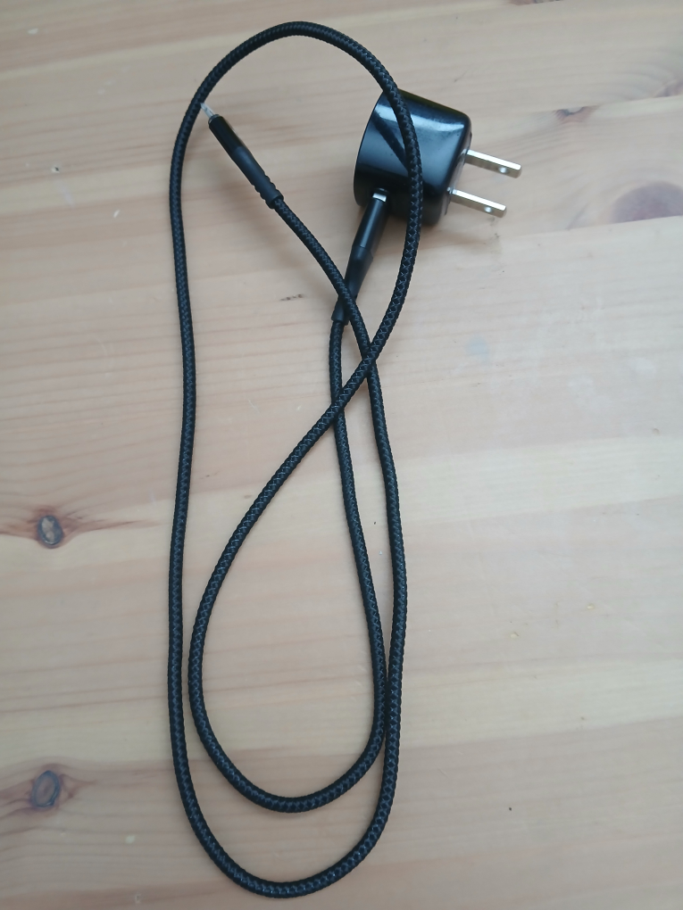 Black Charger for Apple devices #freecycle