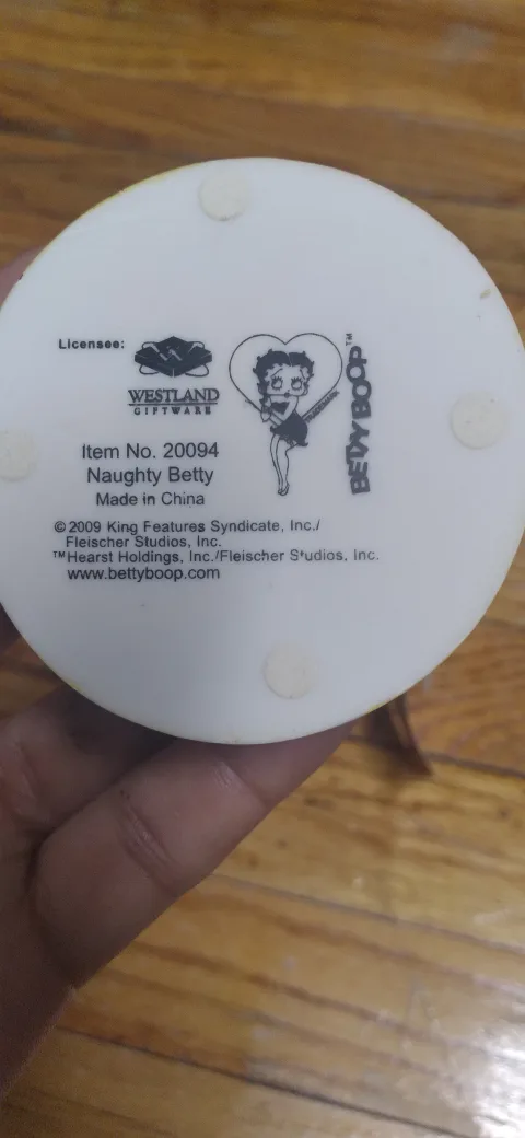 Naughty Betty Boop Figurine Ruby One Piece Pantsuit 7” image indicator(5)