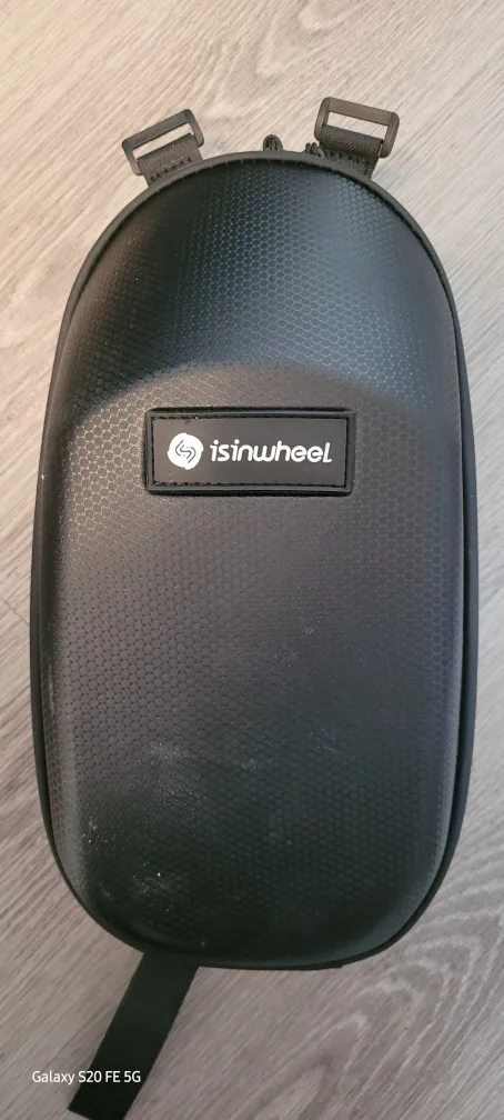 isinwheel Black Carrying Case thumbnail