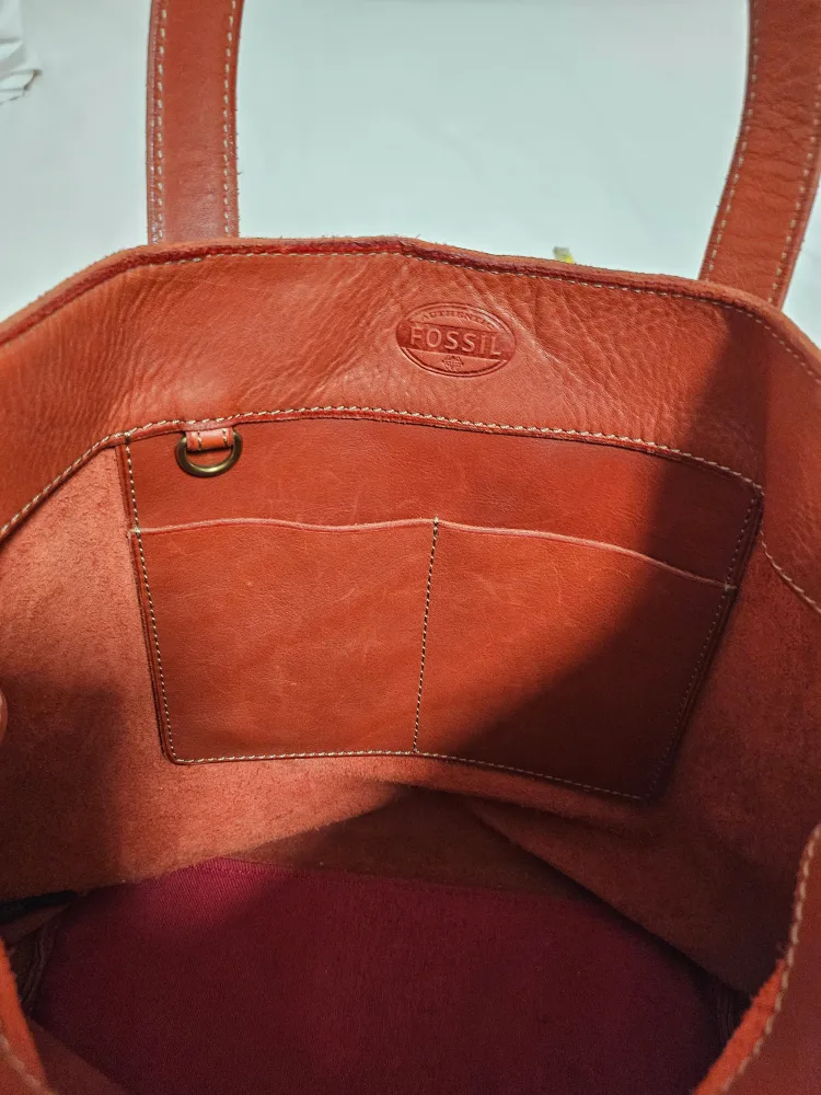 Fossil Leather Tote Bag image indicator(5)