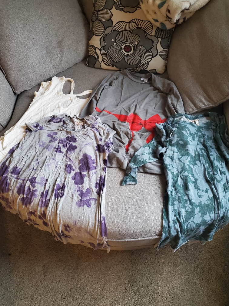 Assorted Maternity Clothes - photo 2