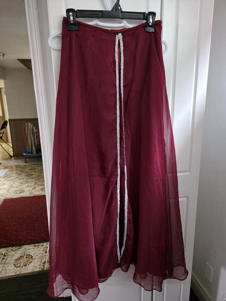 Burgundy Formal Skirt & Top Set - photo 2