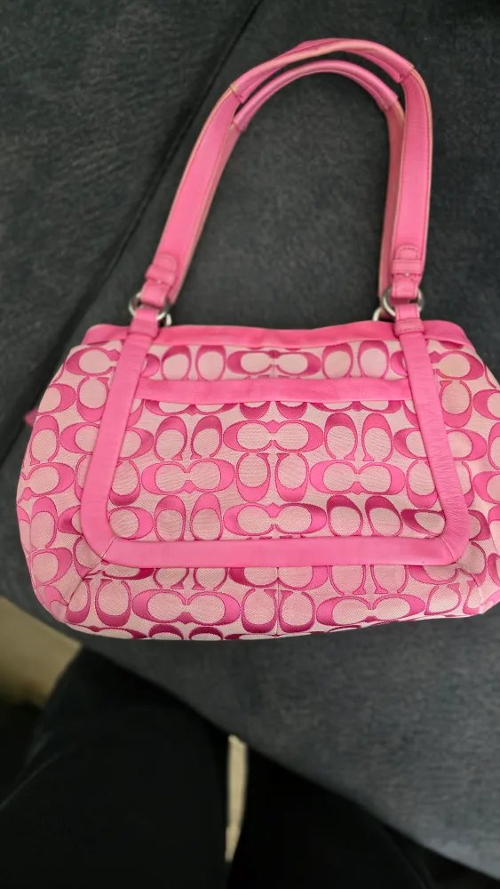 Coach Pink Signature Handbag image indicator(4)