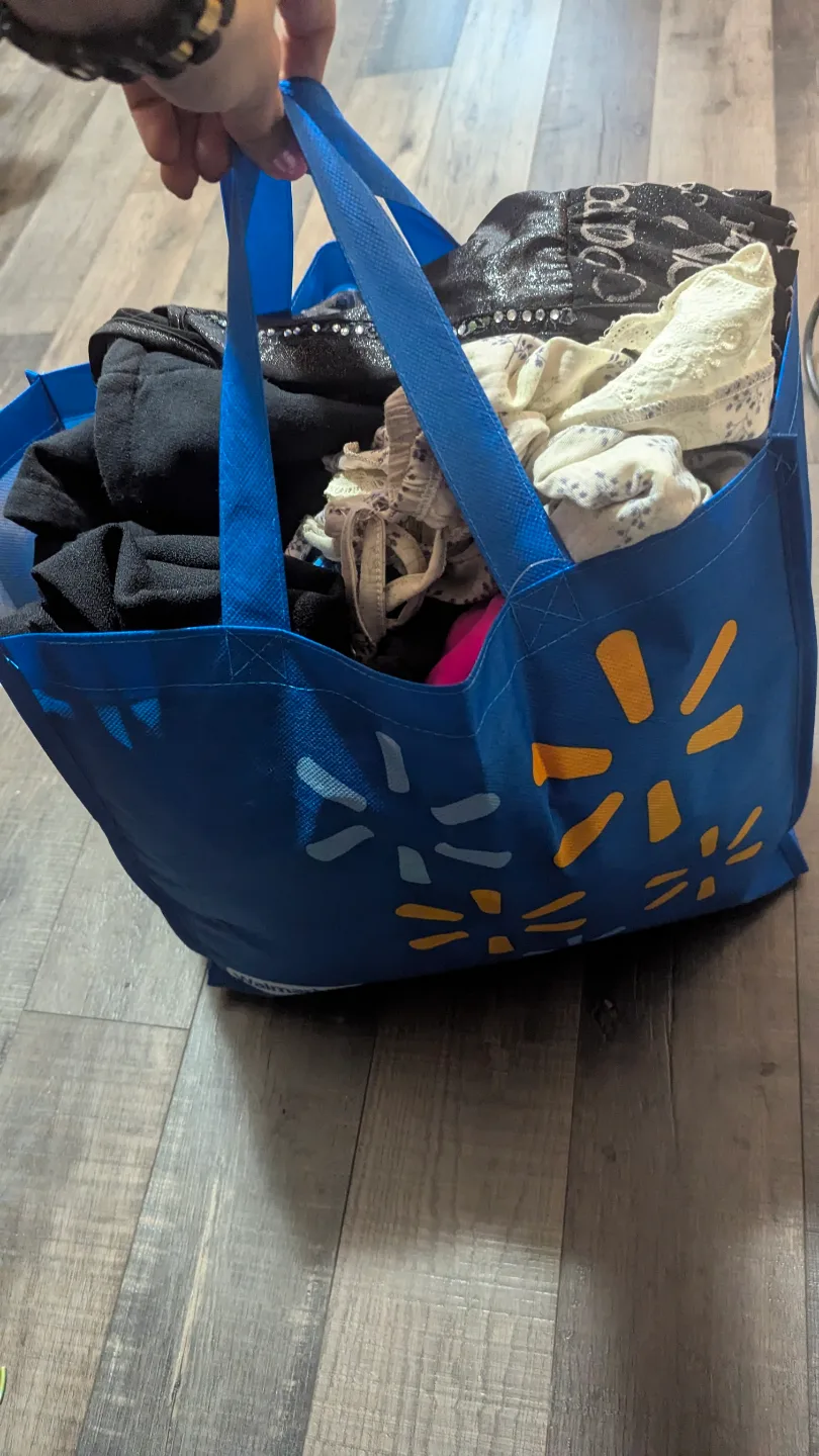bag of women's clothes thumbnail