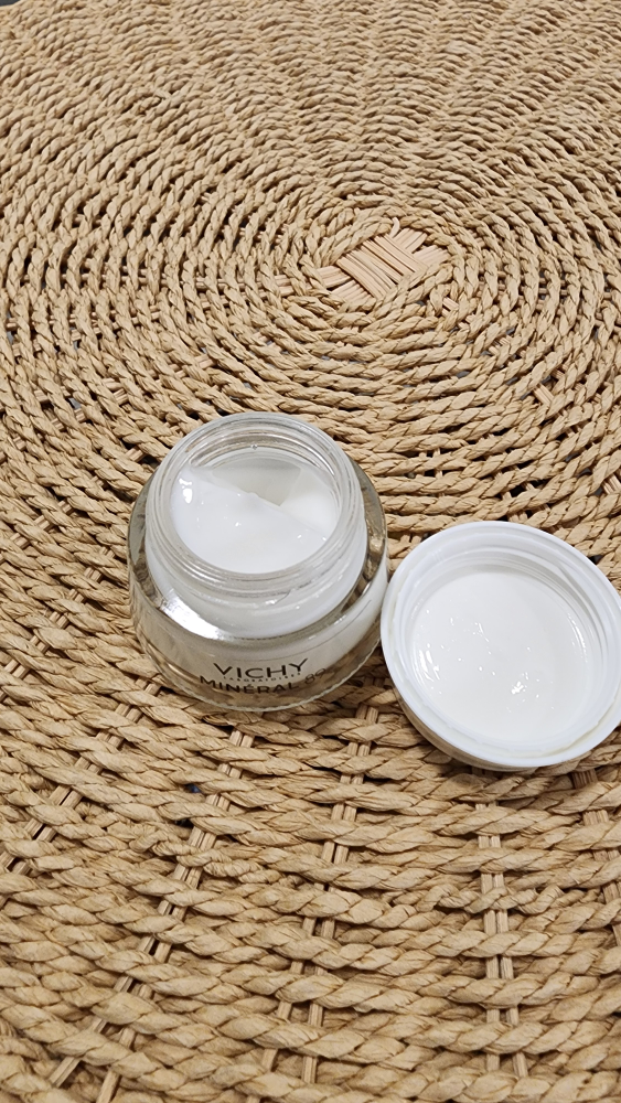 Vichy Mineral 89 Moisture Boosting Cream -15 ml - photo 3