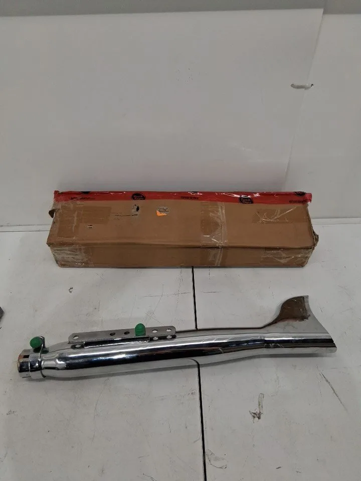 Universal Motorcycle Shark Fin Chrome Exhaust Muffler Tube - 21" image indicator(2)