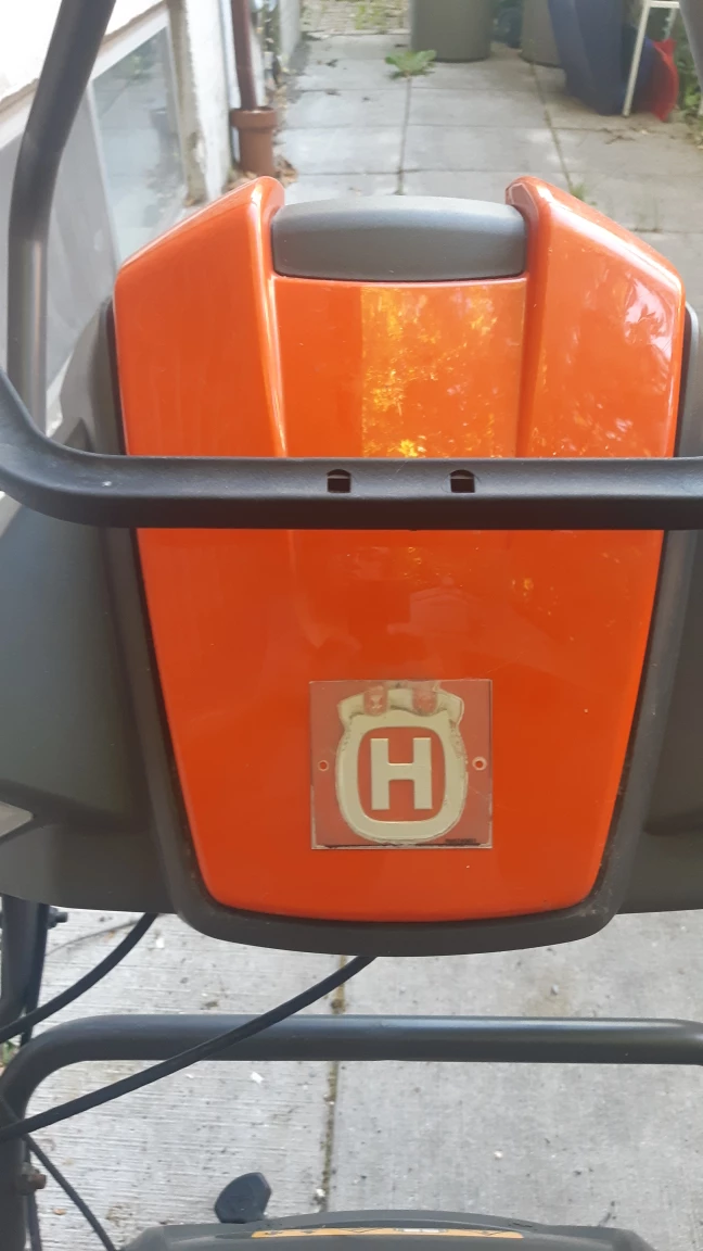 Husqvarna Snowblower for Sale - photo 2