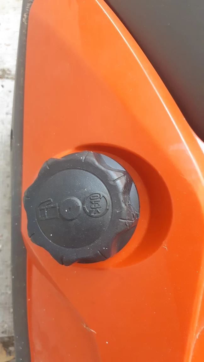 Husqvarna Snowblower for Sale - photo 4