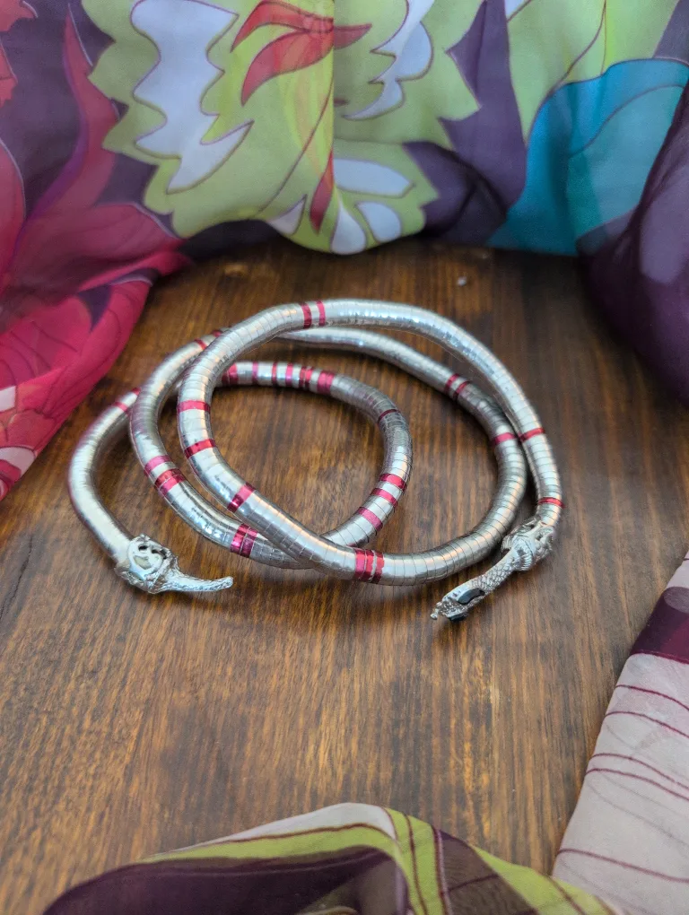 Fashion Bracelets image indicator(8)