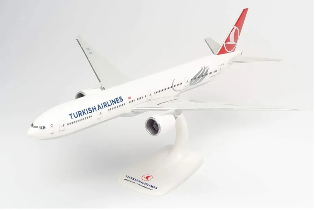 Turkish Airlines Boeing 777-300ER Model Airplane 1:300 image indicator(3)