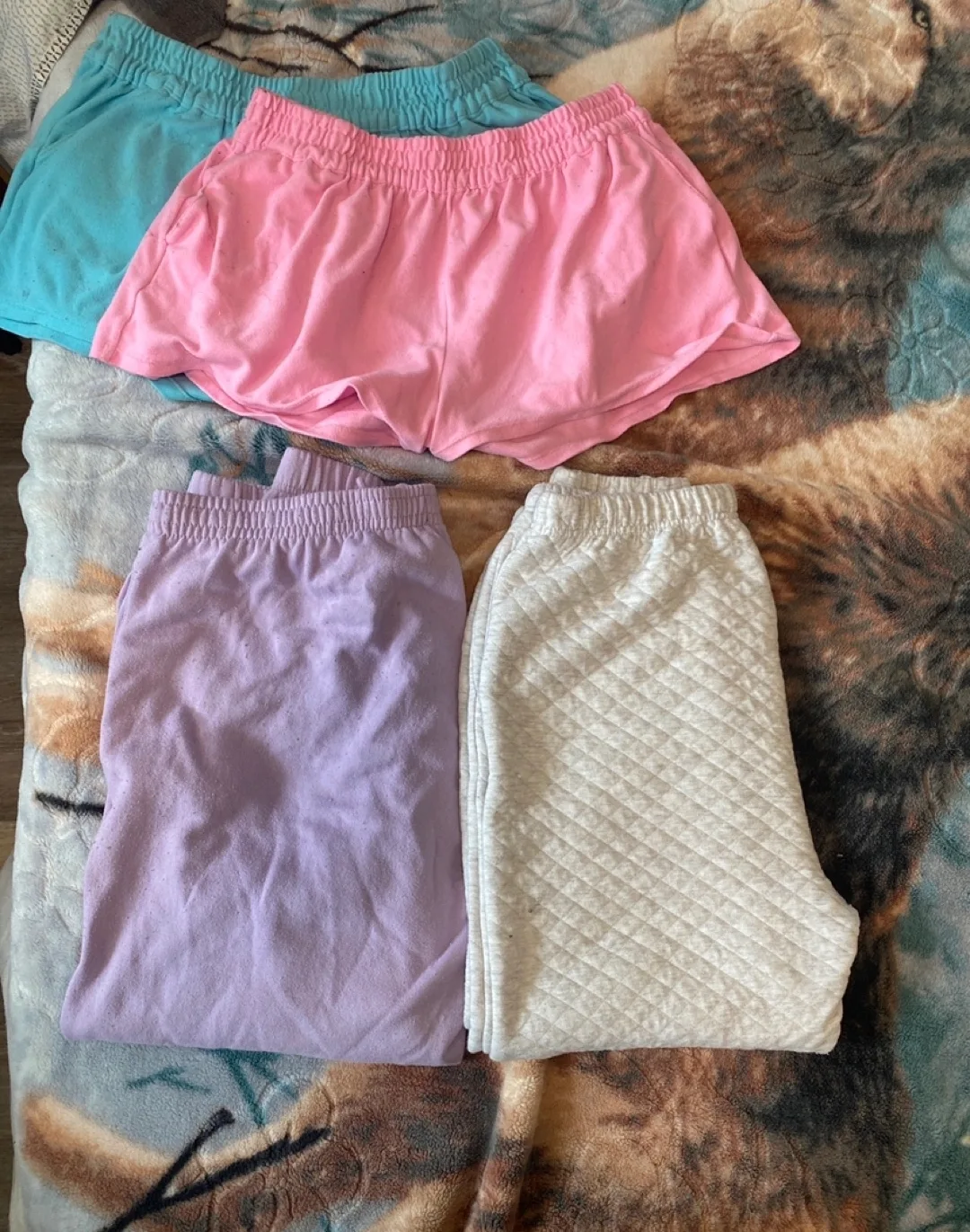 Various Shorts and Leggings shorts -2xl ,other-XL🥕🥕💚💚 thumbnail